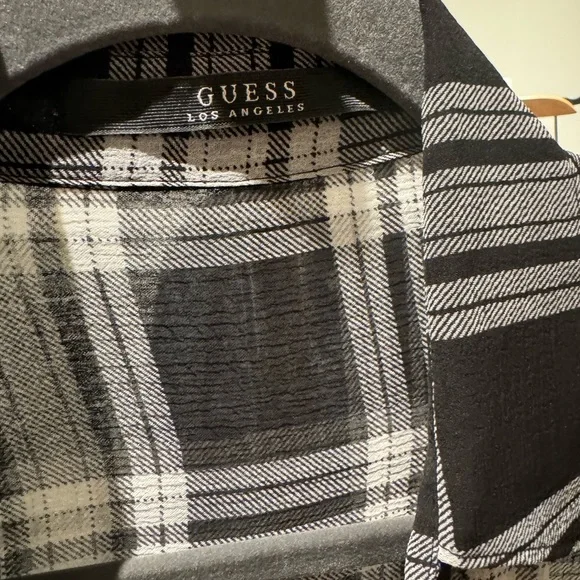 Sheer Guess duster - Picture 4 of 5